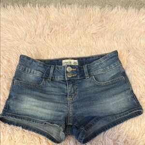 Abercrombie Kids mid rise shortie short
